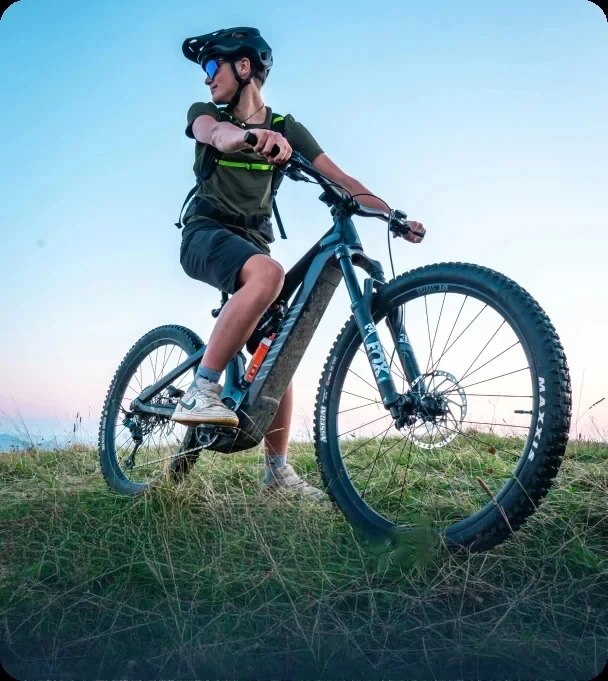 E-Bike Front — Skialo-verhuur